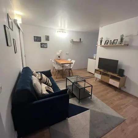 Cosy, 10 Min Chateau Et 5 Min Gare * Versailles